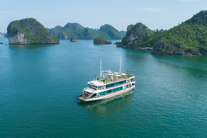 Sweetness Cruise Ha Long Bay: Caves, Kayaking, Swimming & Lunch - Onboard Comfort: Infinity Pool Time, Jacuzzi, and Wi-Fi
