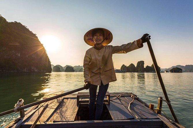 Top 1 Ha Long-Lan Ha Bay Luxury 5 Star Cruises & Balcony Cabin - Day 1 in Plain English: Boarding, Lunch, and Lan Ha Bay Cruising