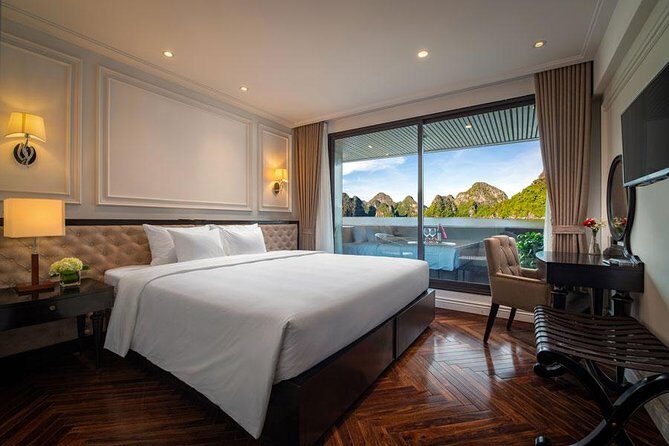 Ultra luxury style-3D/2N amazing activities Halong-Lan Ha- Cat Ba - Trung Trang Valley and Cave Visit
