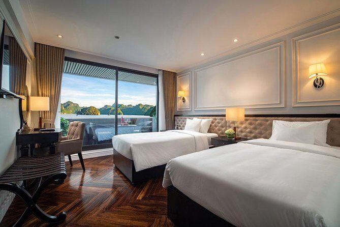 Ultra luxury style-3D/2N amazing activities Halong-Lan Ha- Cat Ba - Day 1: From Halong’s “Flighting Cocks” to Lan Ha Check-In